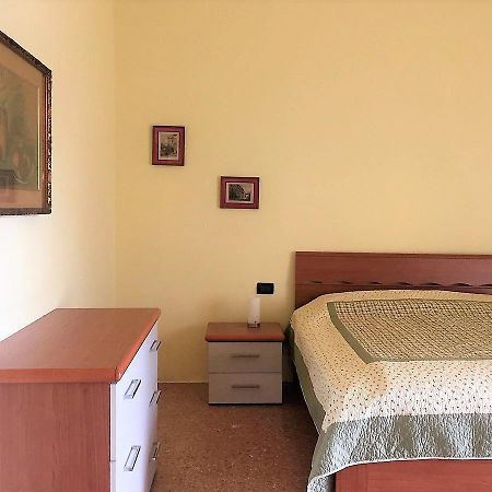 Appartamento Del Sole Дезенцано-дель-Гарда Экстерьер фото